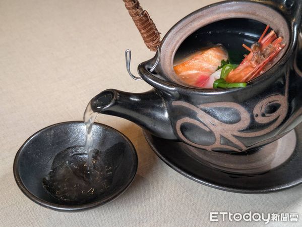 ▲台北喜來登桃山日式料亭迎來新任料理長菊地良幸，10月1日推出「秋之旬味」會席套餐。（圖／記者黃士原攝）