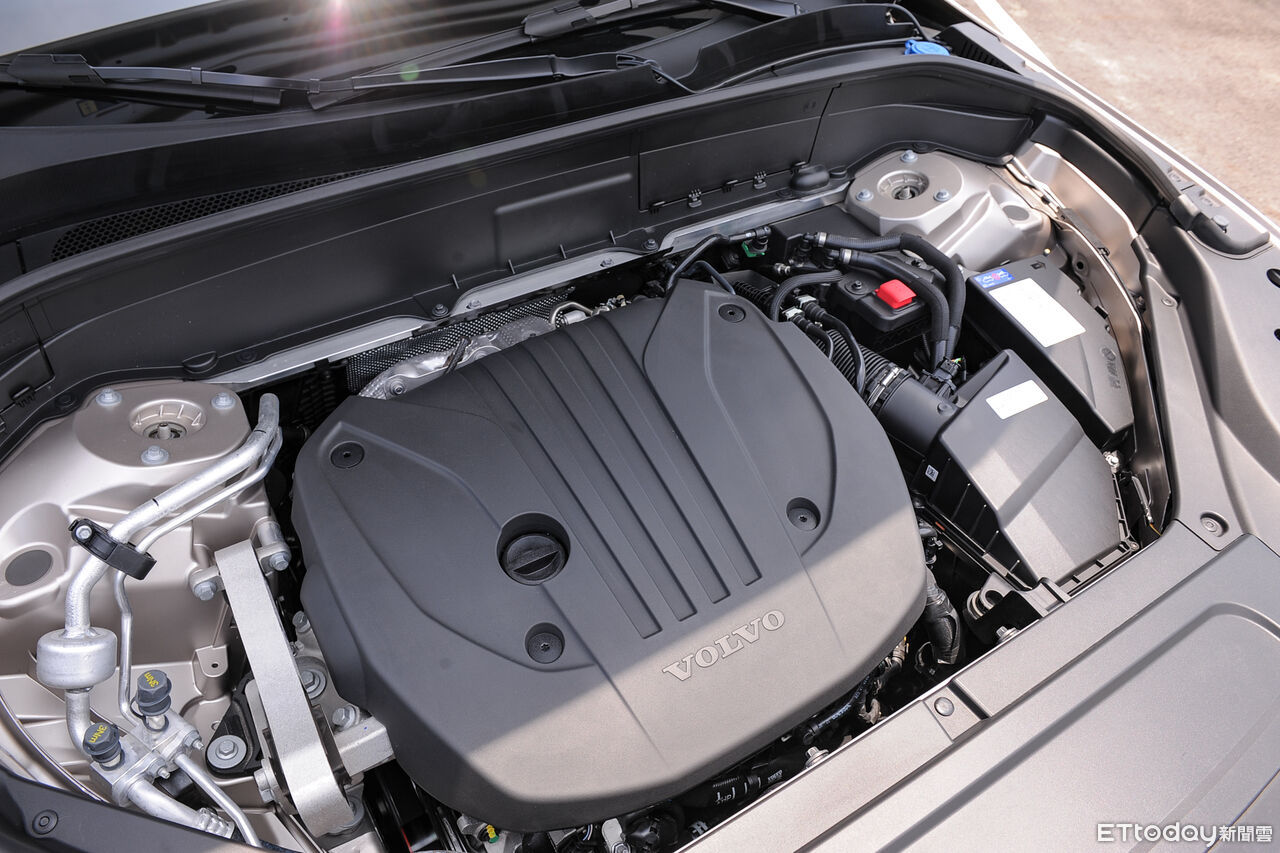 ▲Volvo XC90二度小改。（圖／記者林鼎智攝）