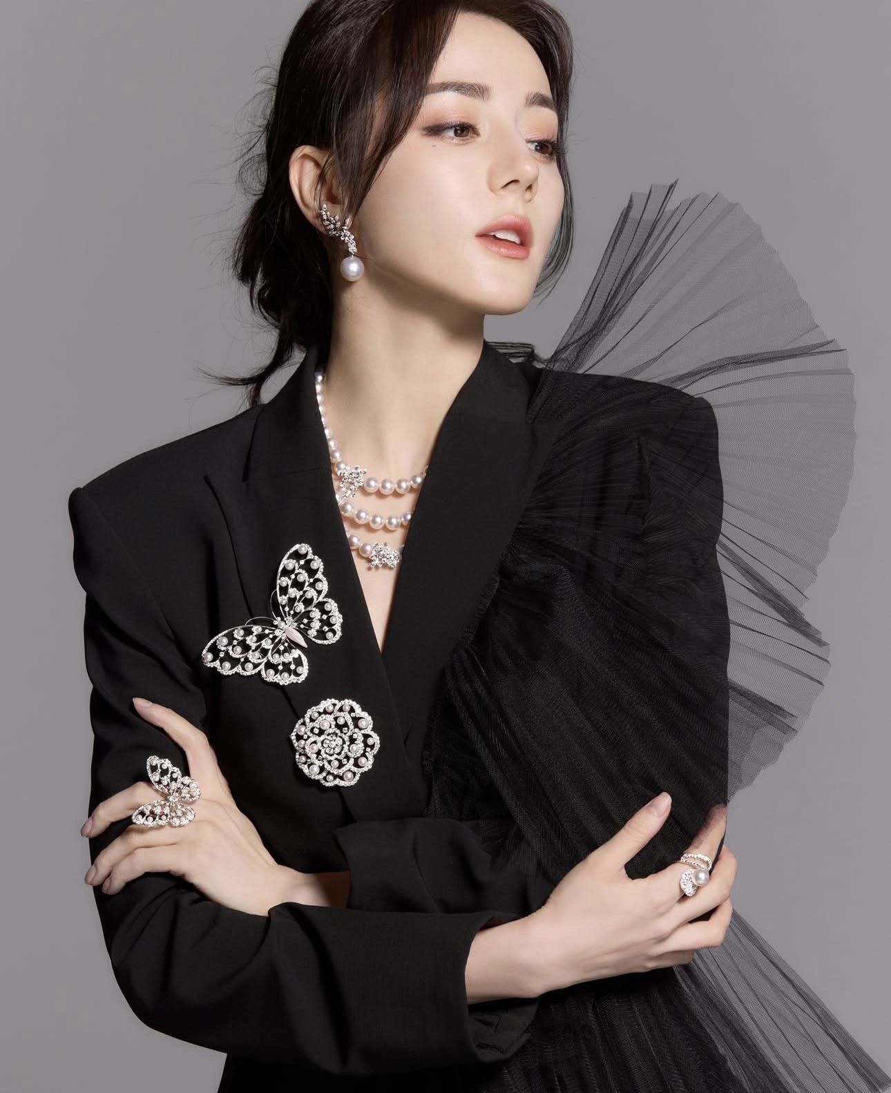 ▲▼  迪麗熱巴          。（圖／翻攝微博）