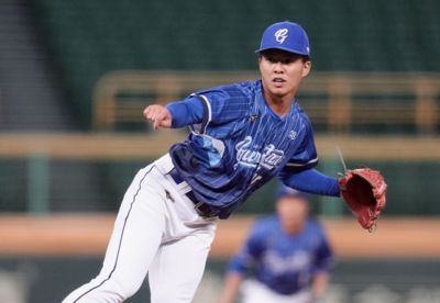 游霆崴緊急接替「布坎南」任務　久違奪勝想起當年「剃頭約定」