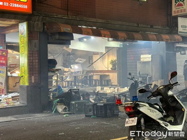 ▲蘆洲便當店氣爆，7人受傷送醫。（圖／民眾提供）