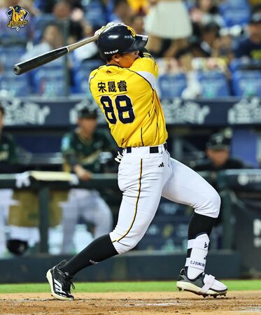 ▲中信兄弟江坤宇、許基宏、宋晟睿。（圖／中信兄弟提供）