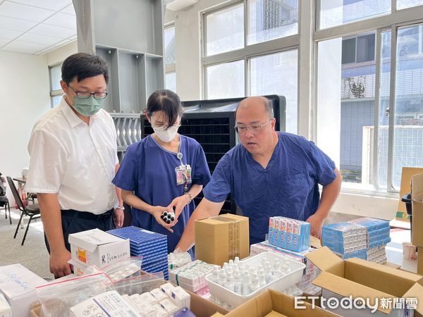 ▲▼醫療駐診已第十一天，花蓮慈院醫療團出隊成員已經超過70人，10天下來的醫療診治人次達2,663人。（圖／慈濟醫學中心提供，下同）