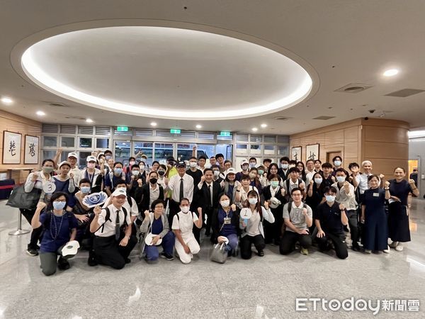 ▲▼醫療駐診已第十一天，花蓮慈院醫療團出隊成員已經超過70人，10天下來的醫療診治人次達2,663人。（圖／慈濟醫學中心提供，下同）