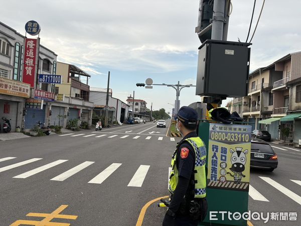 ▲枋寮警分局調撥車道。（圖／記者陳崑福翻攝）