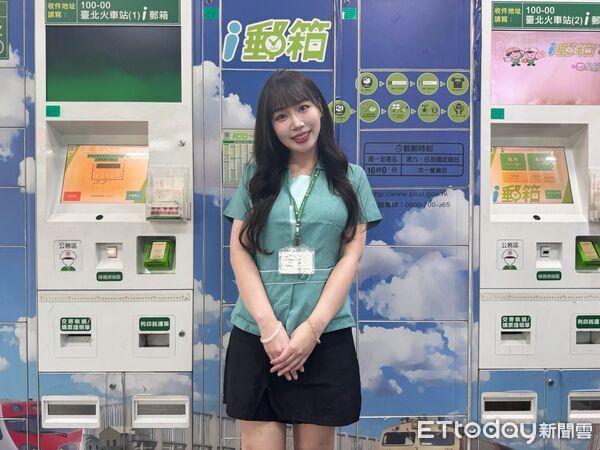 ▲▼郵局正妹員工張芷瑄化身日本旅客拍攝行銷影片。（圖／記者李姿慧攝）