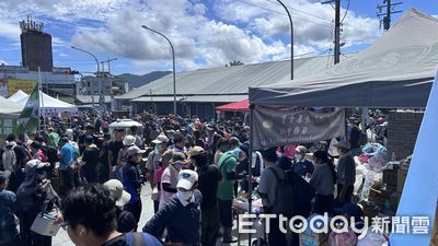 政府挺鏟子超人!救災志工可全納保 每次3天、保額100萬