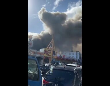 快訊／花蓮吉安黃昏市場旁工廠火警！恐怖黑煙狂竄　數公里外可見