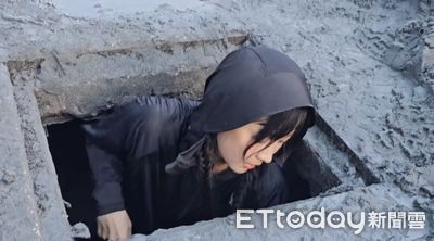 籃籃也來了！素顏衝花蓮當鏟子超人　鑽水溝挖淤泥「只剩1顆頭」