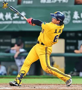 王政順三分砲轟倒雄鷹！羅戈防禦率登頂　中信兄弟笑納4比1勝