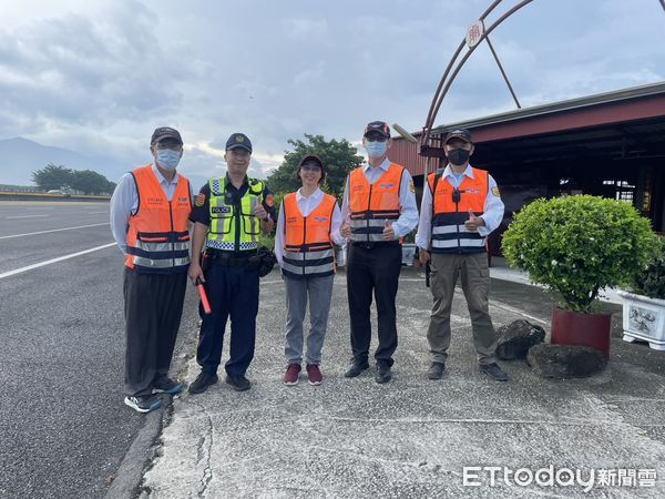 ▲屏東監理站會同警方查交通違規。（圖／屏東監理站提供）