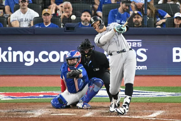 ▲賈吉嘆「最後沒把工作做好」 洋基ALDS首戰1比10遭藍鳥海扁。（圖／路透）