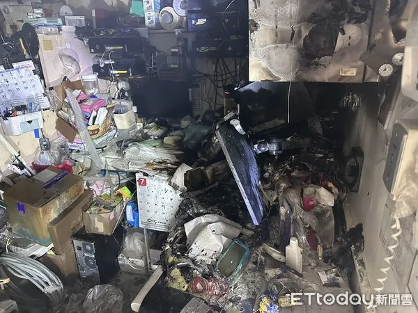 ▲▼ 彰化基督教醫院放射腫瘤科辦公室，今日發生火警  。（圖／記者唐詠絮翻攝）