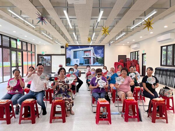 ▲▼正國會推出龍潭信賴台灣之友會會長張贊聞出戰桃園議員。（圖／張贊聞提供）