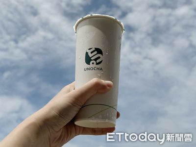 烏弄10／11台灣原茶系列買1送1　姓名有「萬」喝翰林茶館享39折