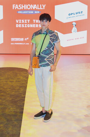 ▲演員鍾亞翰、啦啦隊女神君白登上國際時尚舞台。（圖／嘉樂娛樂工作室提供）