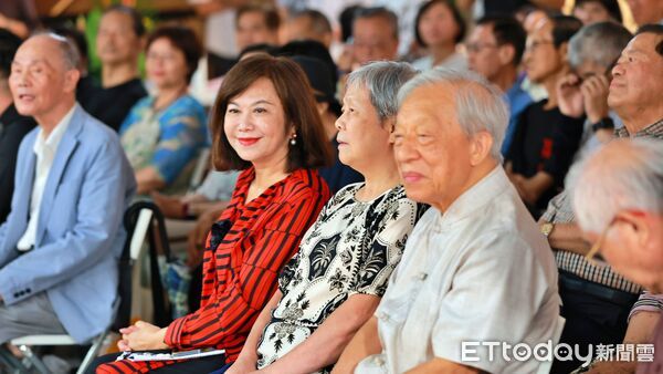 ▲基隆書道會會員聯展開幕。（圖／記者郭世賢翻攝）