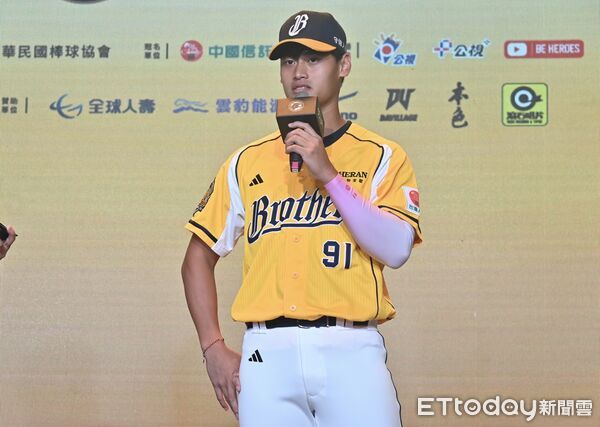 ▲▼ 黑豹旗學長張祖恩出席2025中信盃黑豹旗記者會。（圖／記者李毓康攝）