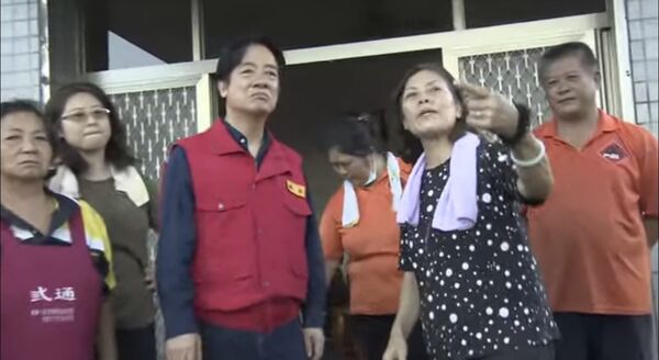 ▲▼總統賴清德視察災情較為嚴重的佛祖街。（圖／直播共訊）