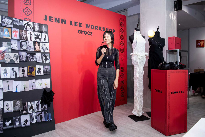 Crocs踩進時裝週、攜手JENN LEE時髦炸場！AUTRY &times;小狐狸聯名鞋、限量開賣必搶