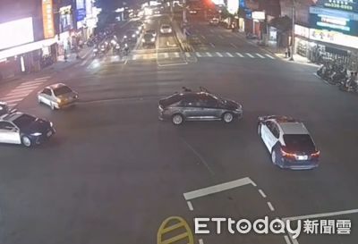 喪屍開車上路大腦關機!車停路口昏迷 警關懷意外發現真相送辦