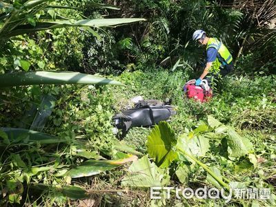 快訊/苗栗台3線男騎士過彎失控 連人帶車衝墜6m深邊坡