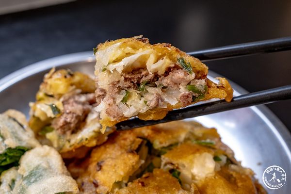 ▲▼迪化街熱門小吃之一，蔡記迪化街古早味蚵嗲。（圖／部落客桃桃提供）