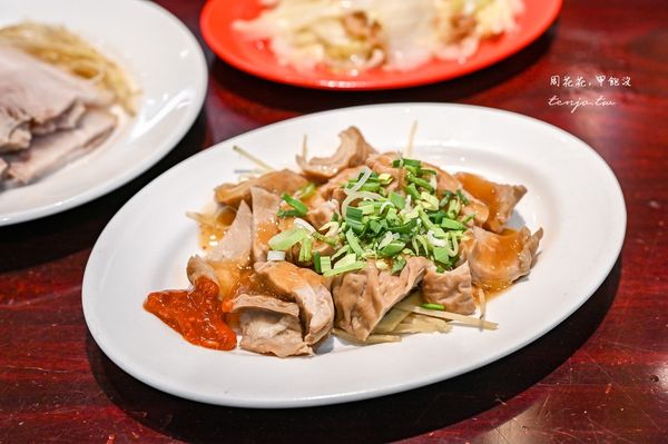 ▲▼大同區50年老店，無雷菜單小菜滷菜湯品。（圖／部落客周花花提供）