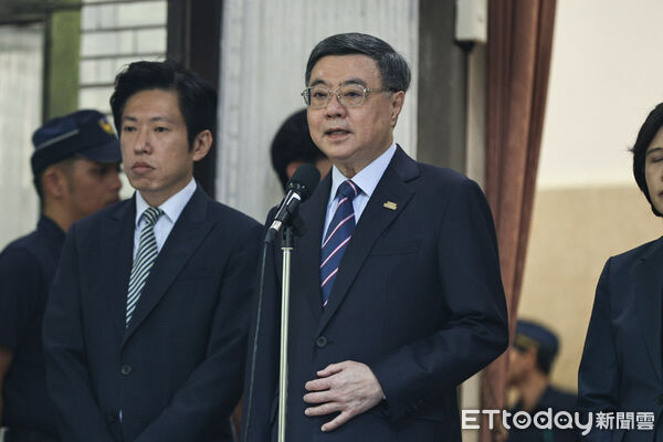 ▲行政院長卓榮泰施政報告前受訪。（圖／記者林敬旻攝）