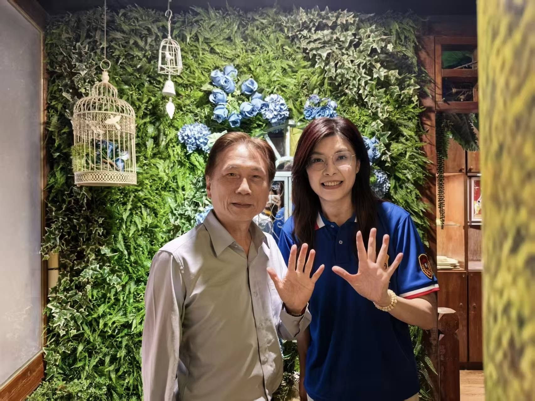 ▲▼詹江村(左)表態支持鄭麗文(右)。（圖／翻攝自Facebook／詹江村）