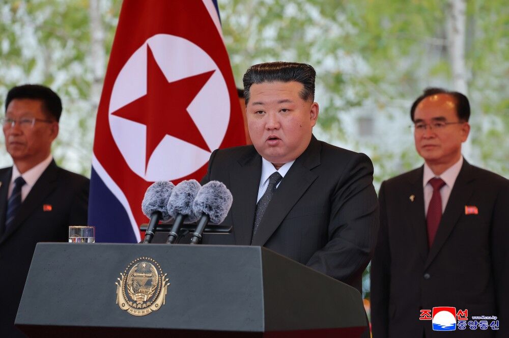 ▲▼金正恩6日前往平壤綜合醫院出席竣工典禮,並且發表演說。(圖/翻攝自朝中社)