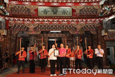 火光千盞照庄頭!崙背詔安客庄迎暗境 中秋夜傳承百年信仰