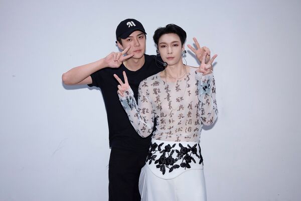 ▲▼EXO。（圖／翻攝自微博／EXO）