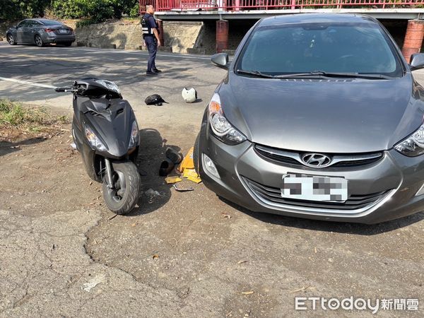 ▲台南麻豆區地藏庵過斜坡附近道路4日發生死亡交通事故，26歲吳姓騎士送醫後不治，肇事夫妻供詞前後不一，丈夫自首為當日駕車撞人，警方將夫妻2人送辦。（圖／記者林東良翻攝，下同）