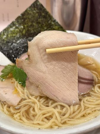 ▲▼大阪比內雞黃金湯頭輕鬆喝完意猶未盡。（圖／部落客小虎提供）