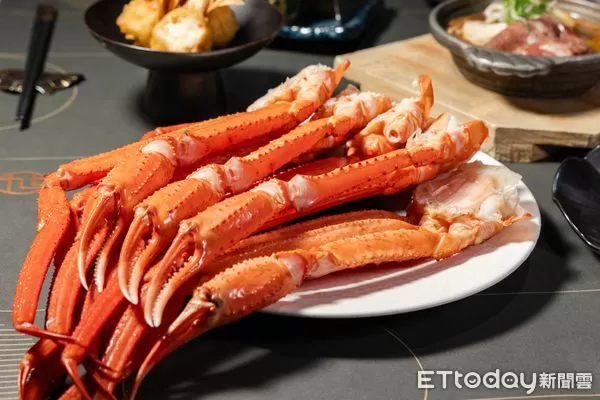 ▲旭集台北3店「雪蟹腳吃到飽」再加碼及明太子菜色。（圖／饗賓集團提供）