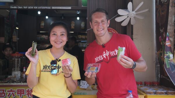 ▲摸棺發財。（圖／三立提供）