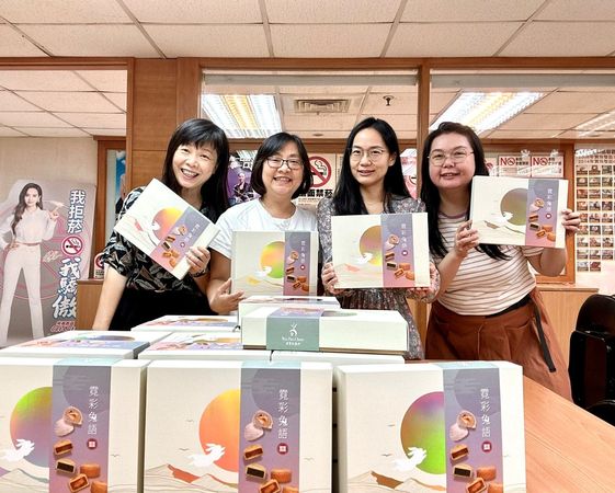 災後不孤單!陳瑩攜手東森購物捐320份吳寶春月餅送暖台東（圖／東森購物提供）