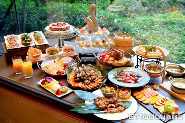 ▲台北萬豪ITF線上旅展登場，Garden Kitchen餐券這2天買一送一。（圖／台北萬豪提供）