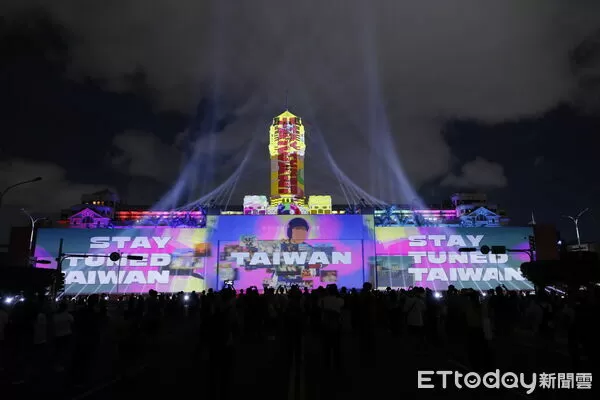 ▲▼賴清德出席「不要轉台 馬上回來－中華民國114年國慶總統府建築光雕展演點燈儀式」。（圖／記者湯興漢攝）