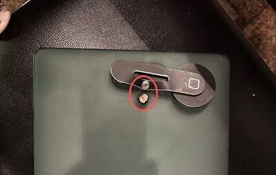 MacBook擋子彈! 陸男巴西遇劫遭開2槍「毫髮無傷」