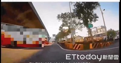 宜蘭女警騎機車執勤！險遭「超巨三寶」迴轉擊落　驚險畫面曝