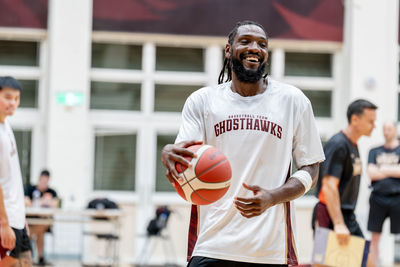 快訊／還不知道自己叫「半獸人」　法瑞德來台打球條件曝光