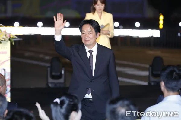 ▲▼賴清德出席「不要轉台 馬上回來－中華民國114年國慶總統府建築光雕展演點燈儀式」。（圖／記者湯興漢攝）