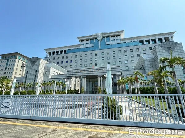 ▲台南地院判決一起離婚後房產佔用糾紛，前妻被判須遷出並返還房屋。（記者林東良攝）