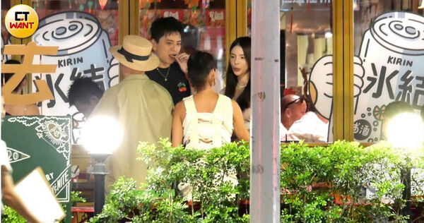 換帖兄弟情1／獨家直擊柯家洋結婚派對　王大陸女友在場照樣逗妹　柯震東喝掛癱軟被抬出