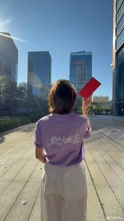 ▲▼賈靜雯近期在大陸拍新劇。（圖／翻攝自微博）