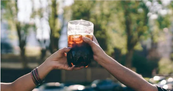 無糖汽水、低糖氣泡飲，可能正悄悄損害你的健康！（示意圖／翻攝自pexels）