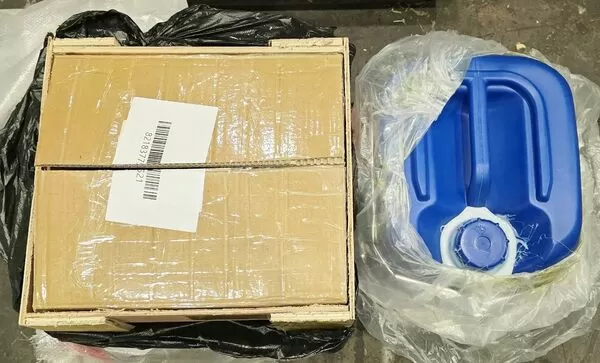 ▲桃園地檢署檢察官今年6月間指揮桃園市調處在蘆竹區查獲趙姓男子運輸俗成「喵喵」之四級毒品「1-甲基苯基-1丙酮」等證物。（圖／桃園地檢署提供）