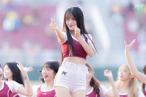 ▲韓籍三本柱飾演轉學生。左起廉世彬、河智媛、禹洙漢。（圖／樂天桃猿提供）